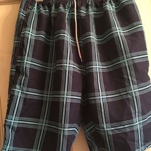Men’s swim shorts